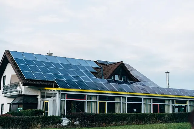 Panneaux Solaires Économiques : Comment Profiter des Subventions